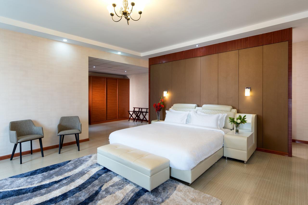 Harbel The Farmington Hotel מראה חיצוני תמונה