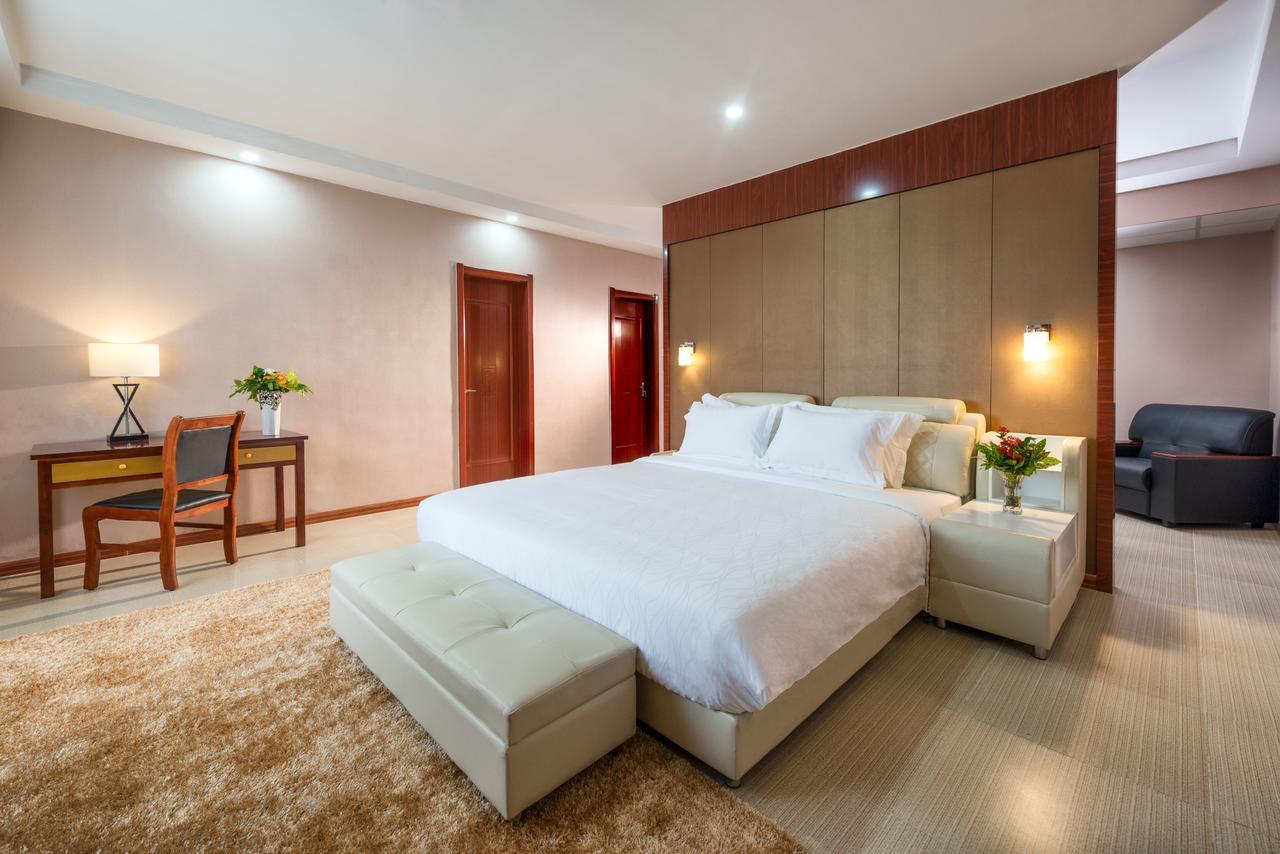 Harbel The Farmington Hotel מראה חיצוני תמונה