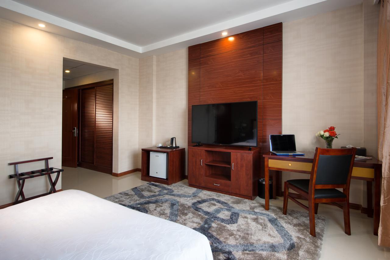 Harbel The Farmington Hotel מראה חיצוני תמונה